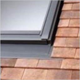 Velux Single Plain Tile Flashing MK08 78x140cm